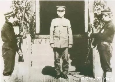 今天我们能放假,部分功劳要归他