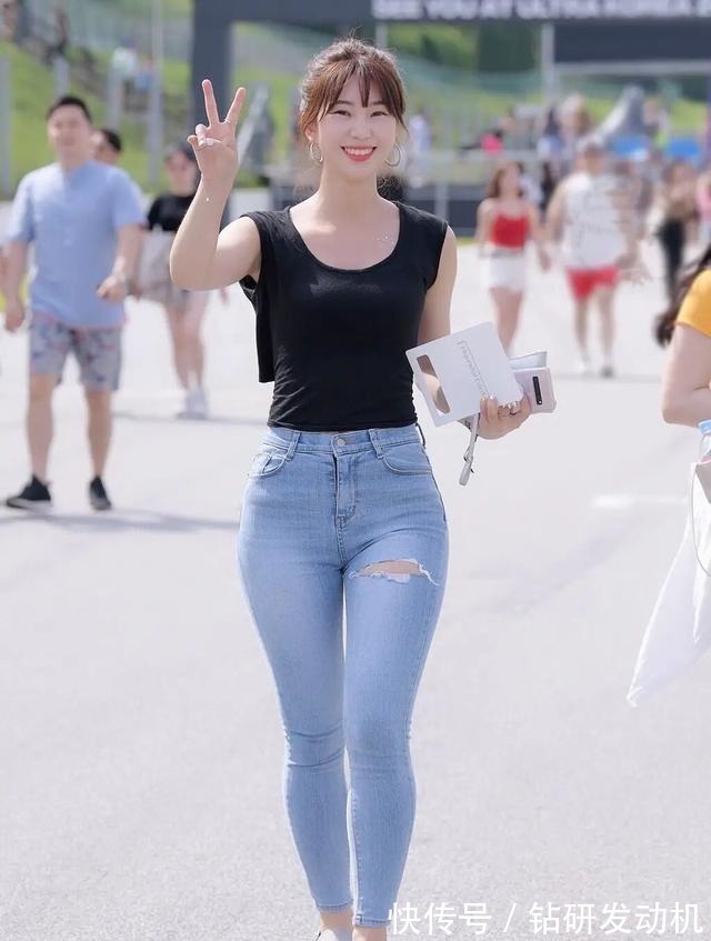 腿型 穿牛仔裤有何禁忌有一种腿型万万不可,让整个穿搭陷入了被动!