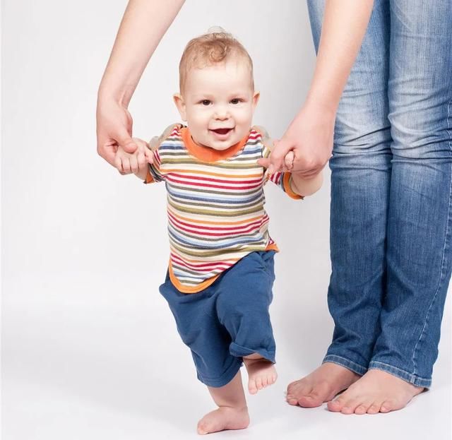 早早学会走路？不宜超过这个年龄段哦