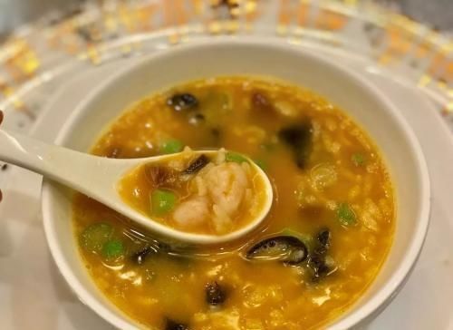 父母|很多父母为了图省事,就常给孩子喂这种饭,其实没什么营养还伤胃