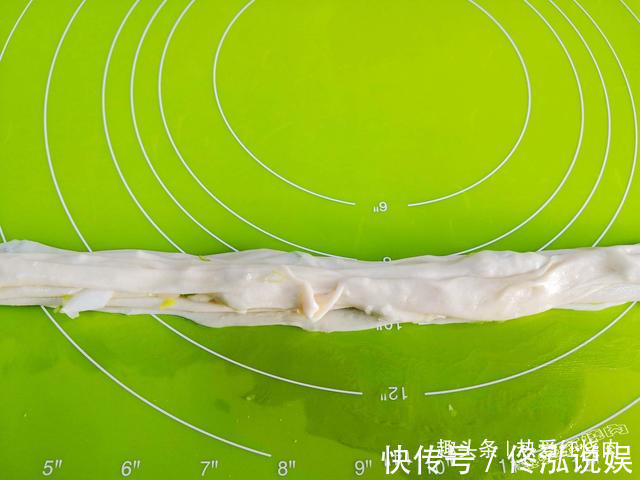 擀面棍|掌握了这个和面方法,自己也可以做手抓饼,跟卖的一样好吃一样薄