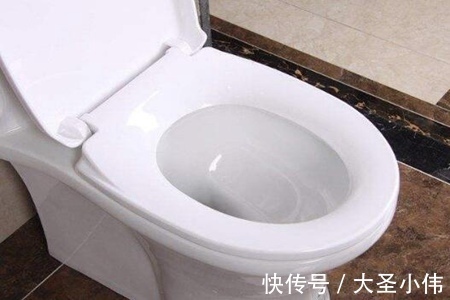 马桶堵住了该怎么疏通最简单方法?这五个马桶堵住疏通妙招
