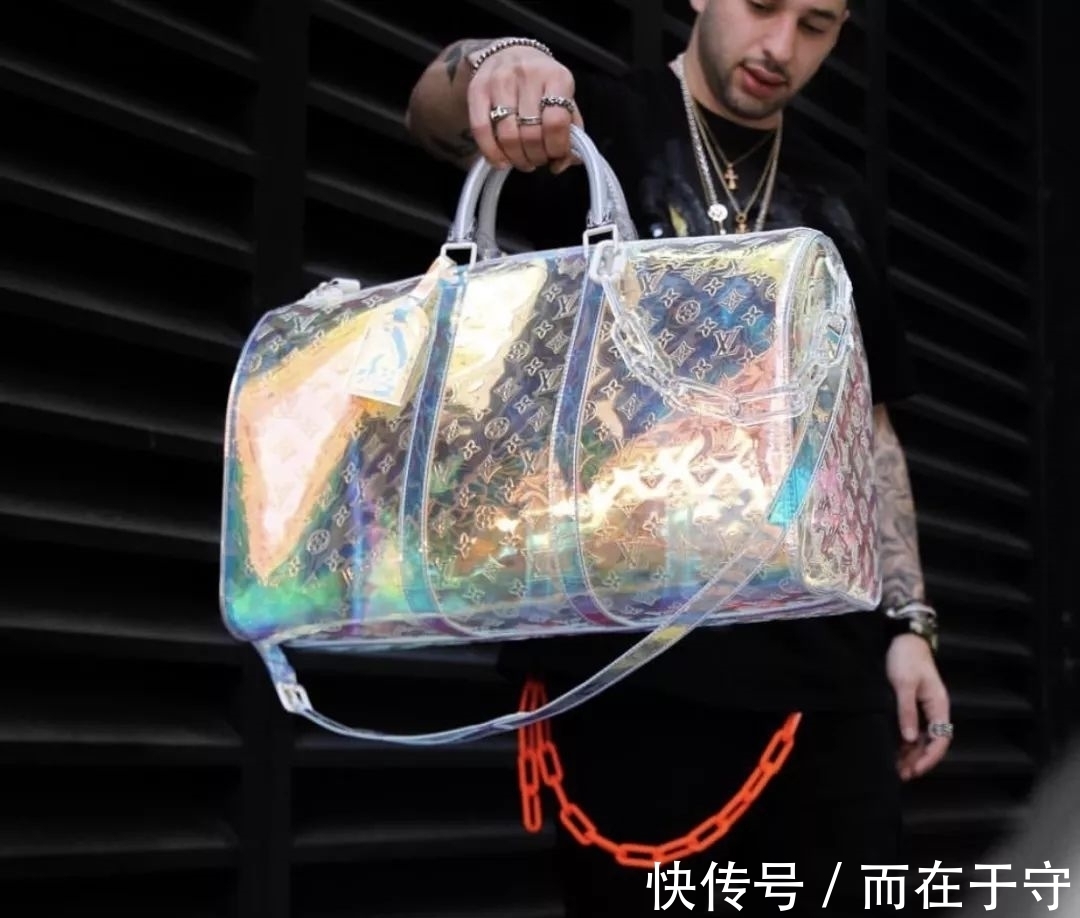 潮流 潮流大神最爱干的事就是把LV、Gucci和爱马仕剪碎做成“假货”?