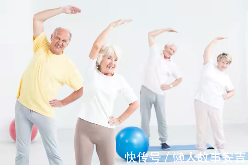 脑梗死|人到中年，如何避免脑梗死，做到三个坚决，让你生活更健康