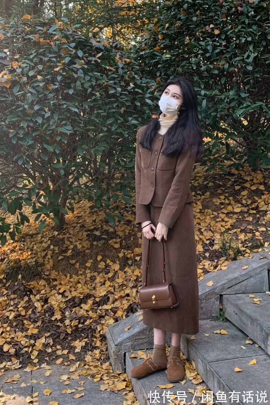 冬天|雪地靴已经失宠,今年冬天这双“勃肯鞋”火了,搭羽绒服保暖时髦