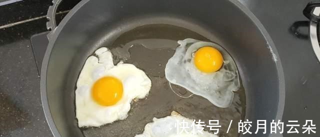 开胃汤|1根丝瓜3个蛋,教你一锅我家最爱喝的开胃汤,汤汁奶白营养又好喝!