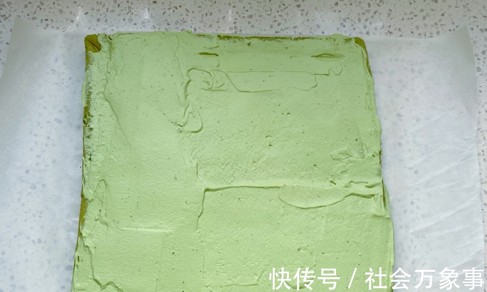 蛋白霜|蛋糕此做法太好吃了，我家一周吃五次，卷一卷细腻柔软又美味