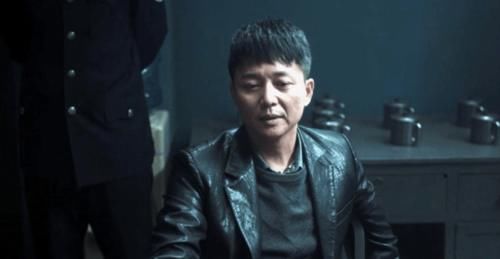 扫黑风暴|《扫黑风暴》何勇警号竟然与现实中股票一致，名字与集团老总重名