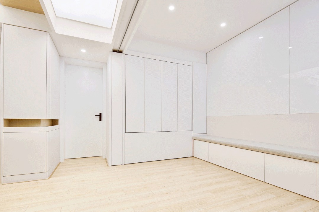 电动床|60㎡简约风小户型，客厅藏张床打开秒变3居室，太机智了！