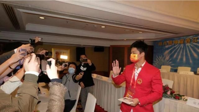 代表团|苏炳添:我是看着港剧长大的 06年第1次来港和TVB一样全是高楼大厦
