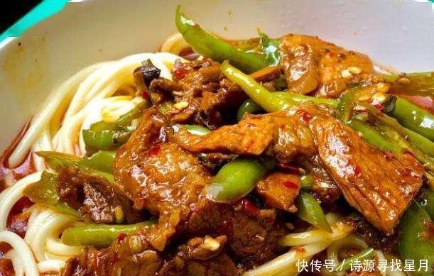 面馆|这家面馆只营业半天,当地人每天都要赶着吃