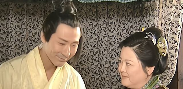 宋惠莲@妻子被西门庆霸占,来旺的反应透露现实:咬人的狗儿不露齿