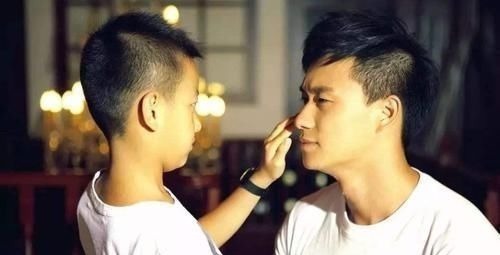 孩子|养娃十年,孩子却和奶奶更亲?宝宝的“排序准则”好多家长弄错了