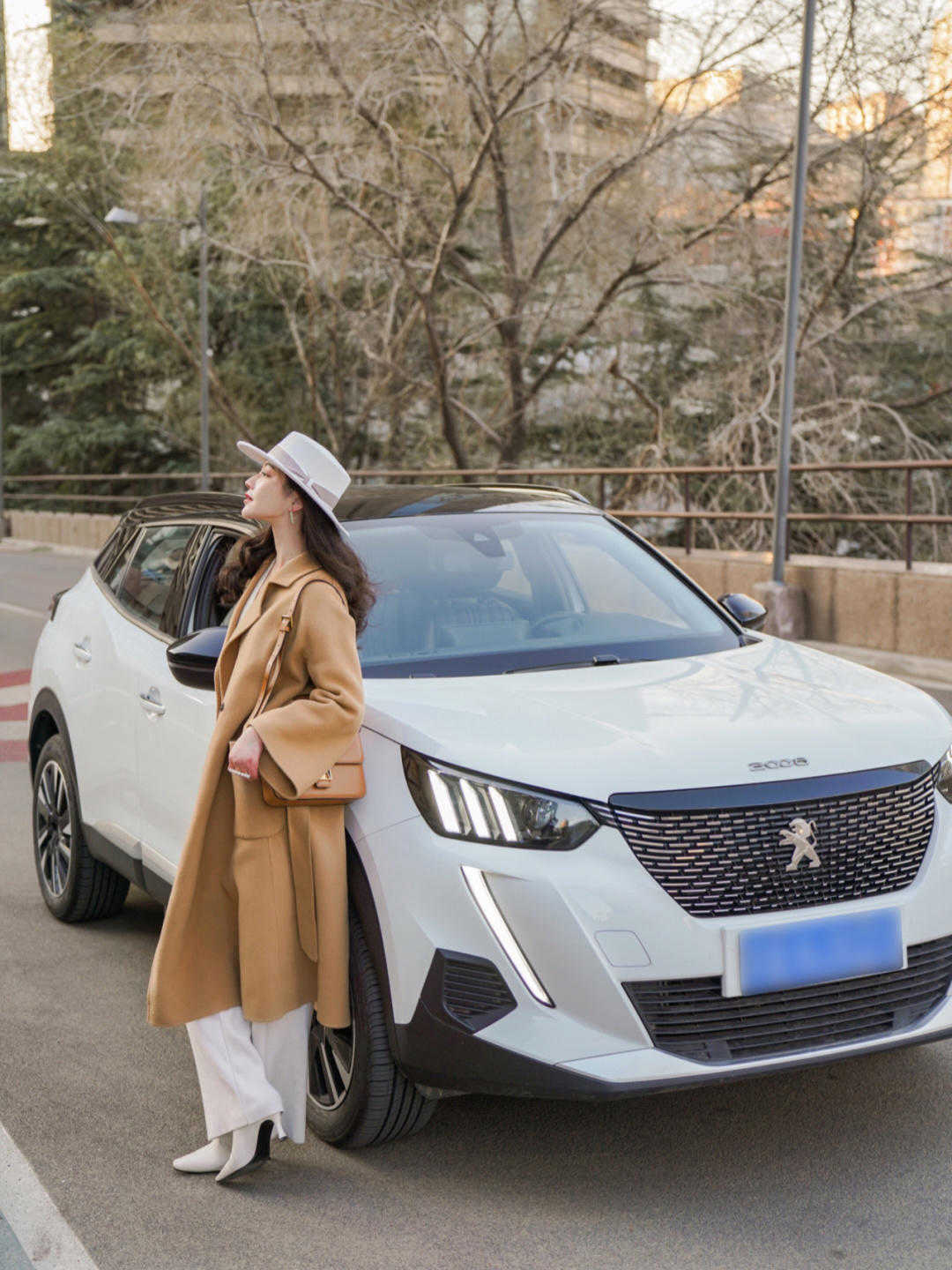 中年发福 40+发福应该怎么学穿搭,衣服素雅,款式简单,依然很好看