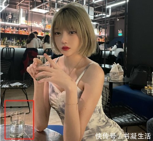 扭曲者|咬米新照又把水杯给扭曲,如此虚假的陪玩,敢要价520一小时?