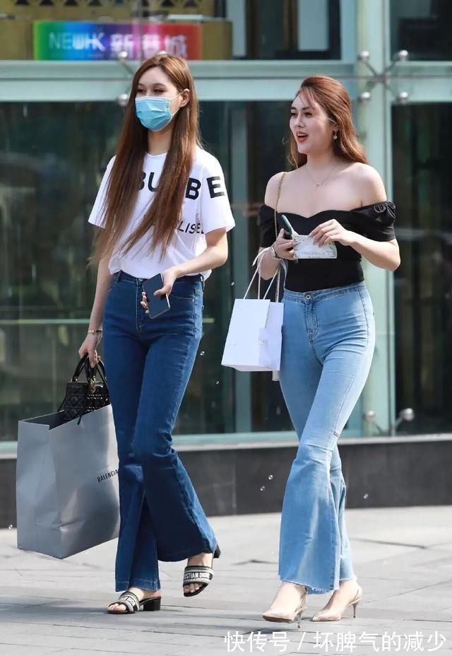 高跟鞋|奔四的女人，一旦“偶遇”喇叭裤，时髦又减龄，又捡了一法宝