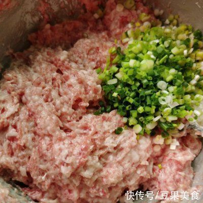 冬瓜裙带菜饺子|学会鲜掉眉毛的猪肉冬瓜裙带菜饺子,早餐不用愁