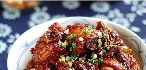 非常好吃的四道家常菜，令人垂涎欲滴，美味十足，家人都很爱吃