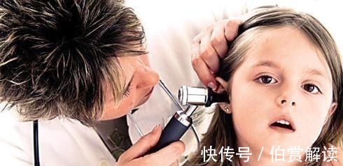 孩子|2岁宝宝经常挠头,频繁洗头也不见缓解,送医后医生摇头来晚了