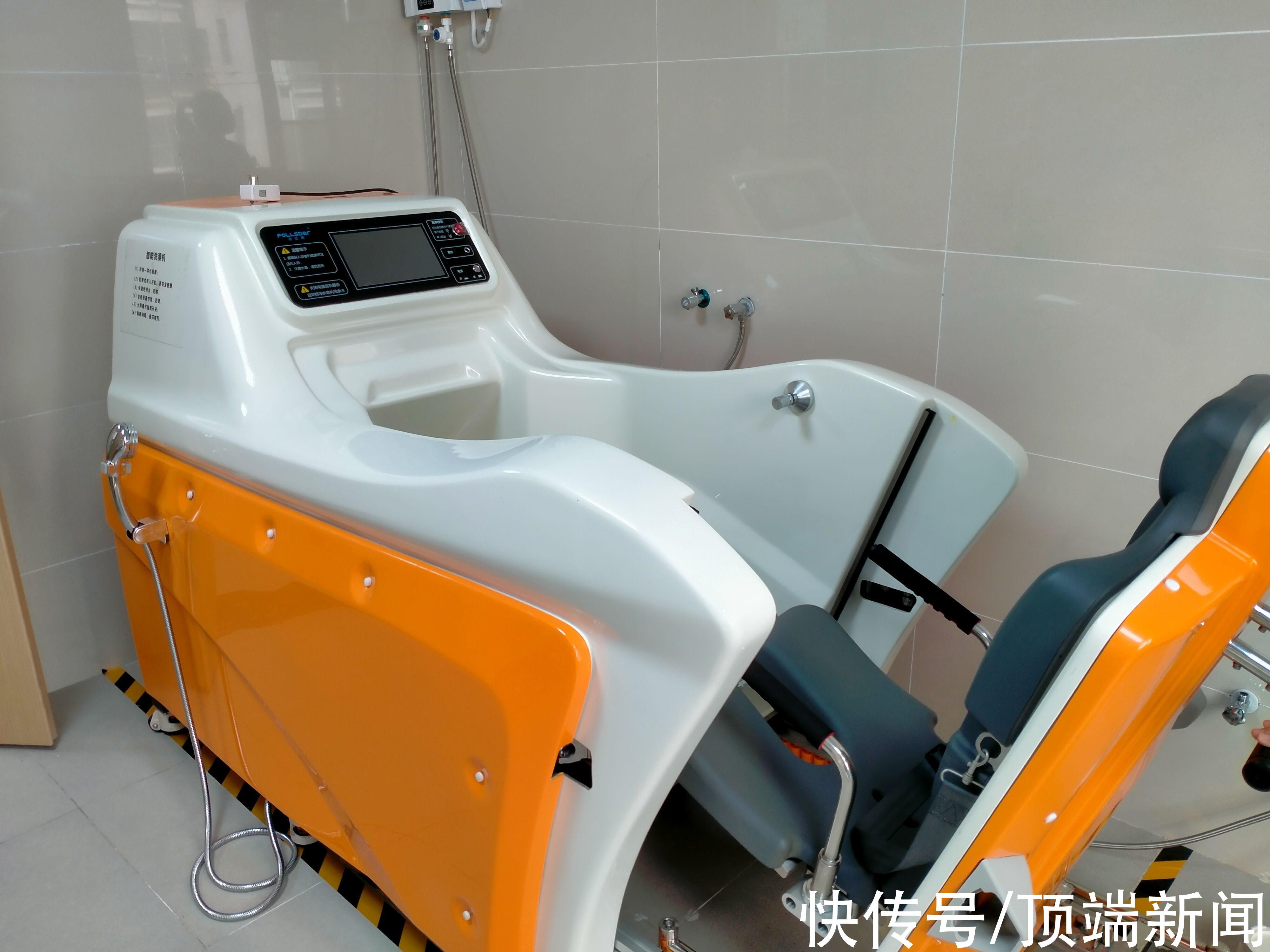 社区#专人上门、自动报警……你知道郑州养老服务最舒服的社区是哪个吗？