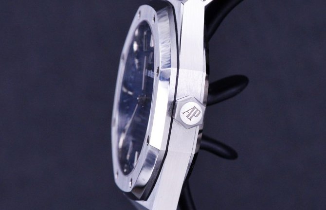 皇家橡树如何成就的不败经典，并且火了半个世纪