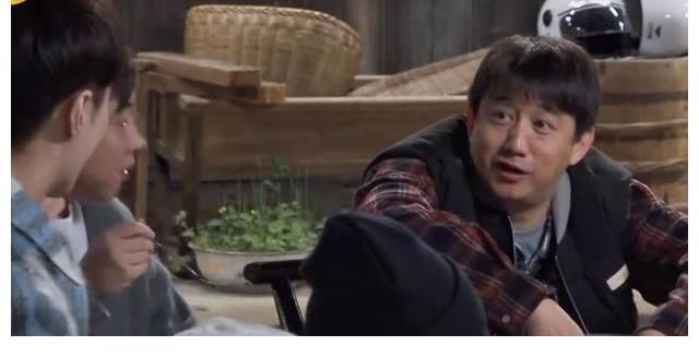 《向往的生活》:張藝興兩幅面孔?對黃磊貼心,對何炅卻情商下線2