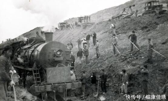 修路遇到一座宝墓,技术复杂无法挪动,考古队忍痛拆走!