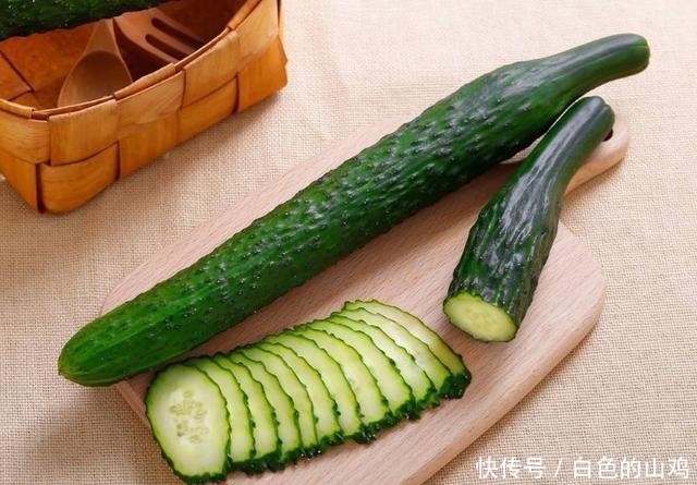  身体|身体出现4个表现，可能是尿酸高了，控尿酸，建议“3多2少”