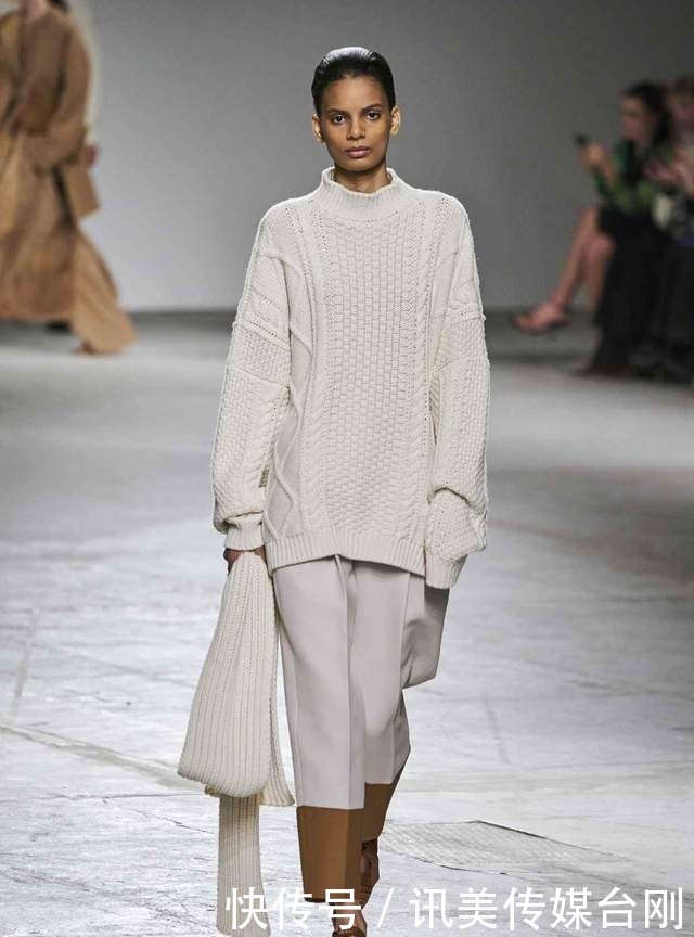 颜色不会搭？绿色特别又好看！潮流搭配7个分析：其它色照做就行