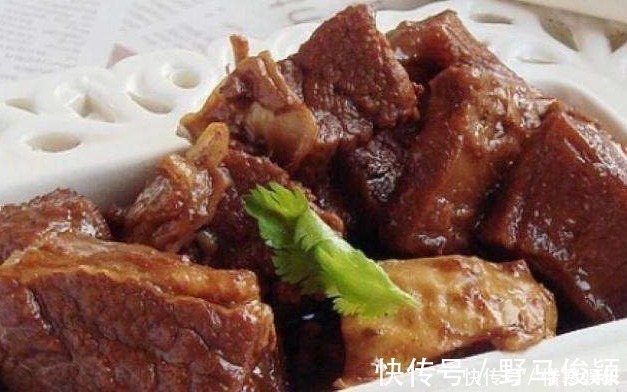汤匙|炖牛肉用不用焯水大厨教你正确做法，牛肉软烂入味，不腥不膻