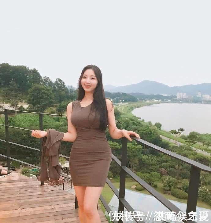 卡戴珊|24岁舞蹈女大学生，疯狂健身练出翘臀，网友：卡戴珊也不过如此