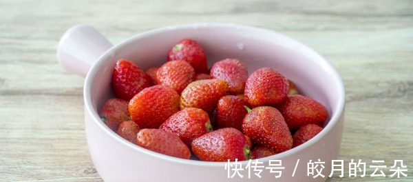 牛奶10种新鲜做法，软软糯糯，解馋又好吃，上桌抢光！