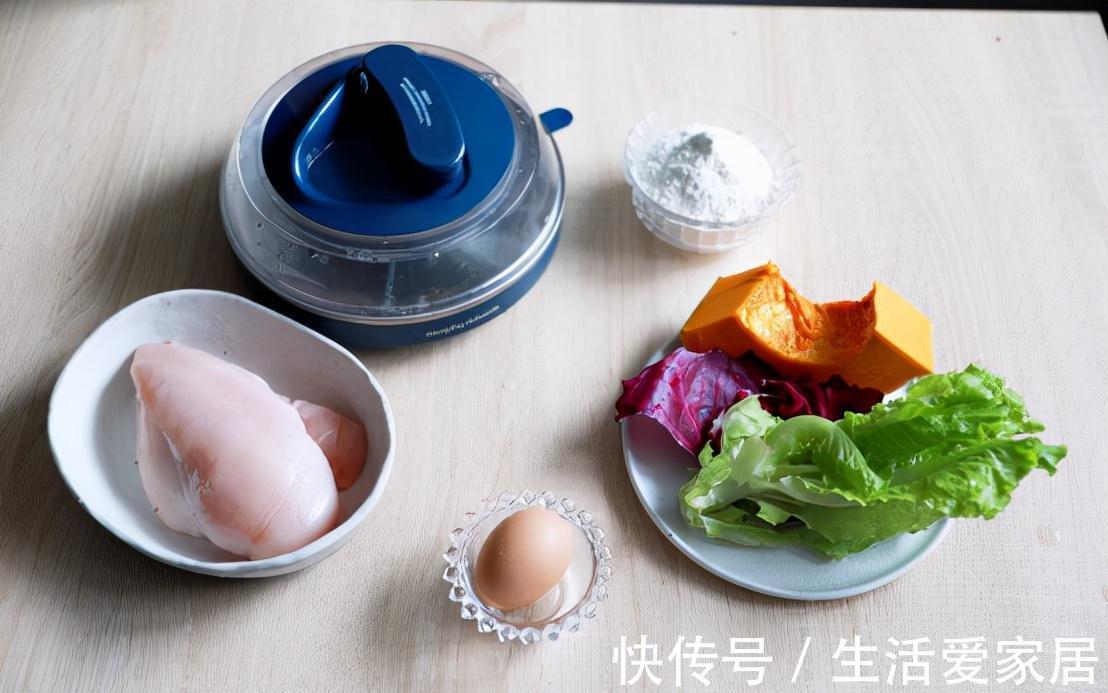 紫甘蓝|南瓜吃法多样,做成南瓜饼,卷上喜欢的食物就搞定