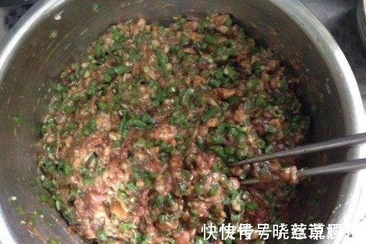 好吃|饺子馅用此菜做，比韭菜鸡蛋好吃N倍，孩子一次吃10个都不够