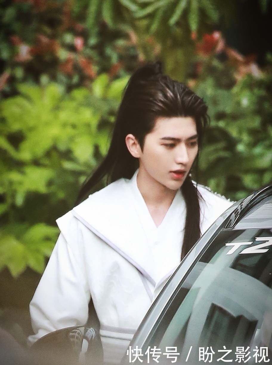 奔跑吧曝生图:杨颖扮貂蝉太大胆,蔡徐坤白衣古装胜过王一博