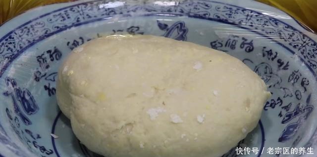 黄豆不打豆浆了,加1把绿豆,简单一做,天天吃都不腻,太香了