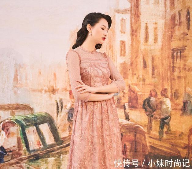 最近火了一种裙子叫“民国裙”, 带着中式的典雅与现代的时髦风尚