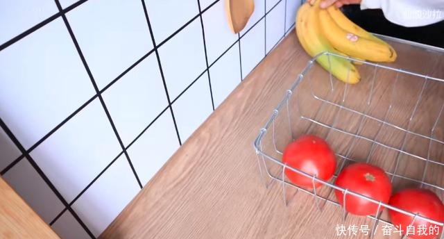 300萬播放,彈幕滿屏“羨慕”,這個90后女護士到底干了啥!