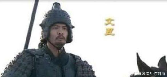 刘备|三国最看不起刘备的武将，凭着勇武出征，结果都被关羽斩杀