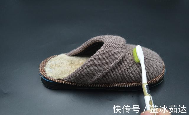 洗衣液|不管棉拖有多脏，试试这个方法，不用水洗不用晾晒，棉拖立马干净