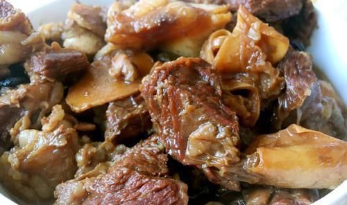 入味|牛肉为啥咬不动?只因你少加了一味料,学会这做法,牛肉软嫩入味