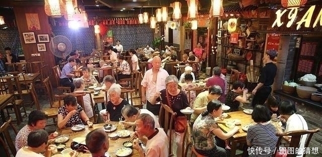 服务员|去饭店吃饭,不看菜单,直接点这4道菜的人,服务员行家来了