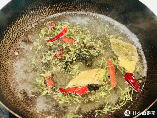 鲜嫩|烧烤店师傅透漏：煮毛豆多加一步，颜色翠绿还入味儿，想不香都难