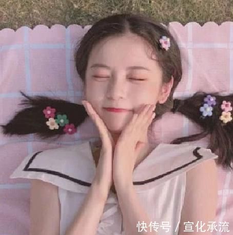 女孩子脸上这3地方“凸起”,是标准“桃花脸”,难怪颜值“爆表”