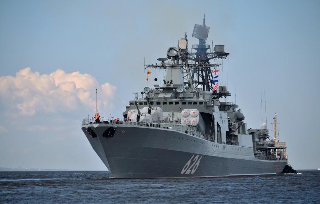这次|万吨军舰闯入东部海域，这次俄罗斯也出手相助，对美国半步都不让