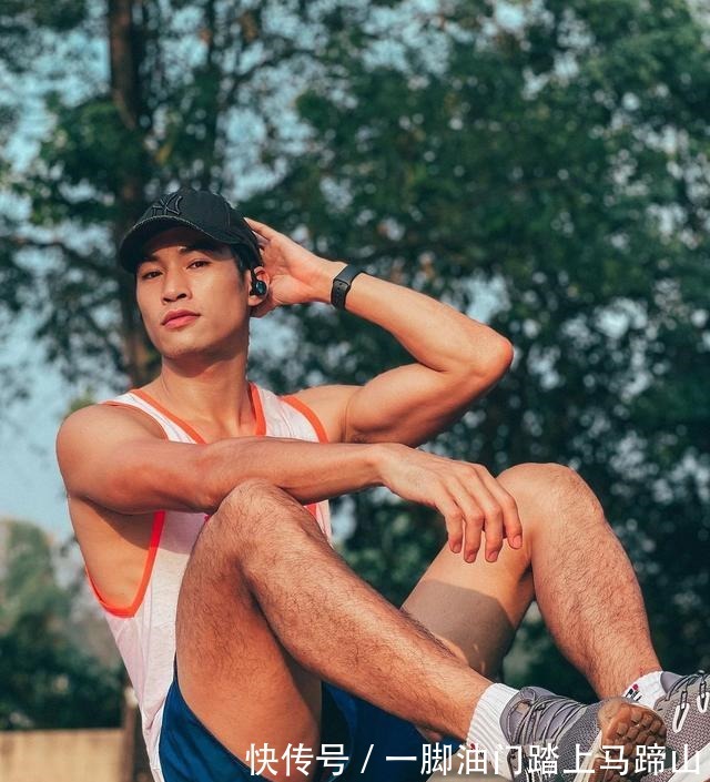 肌肉|帅气的五官、紧实的身材,阳光型男的胸肌、腹肌、人鱼线真上头!