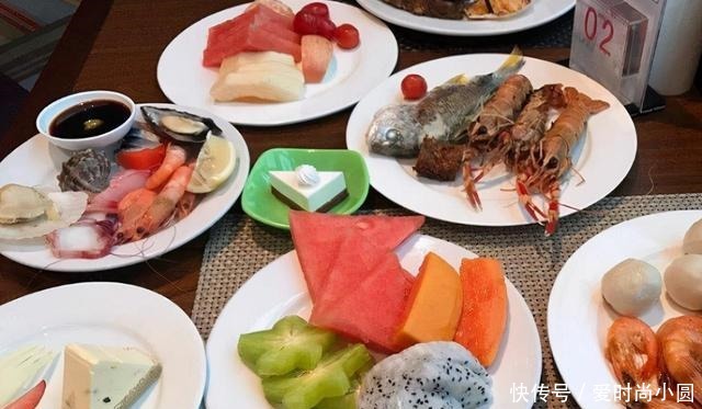 自助餐厅里,只喝这3种饮料的顾客,老板看到就慌这怕是个行家