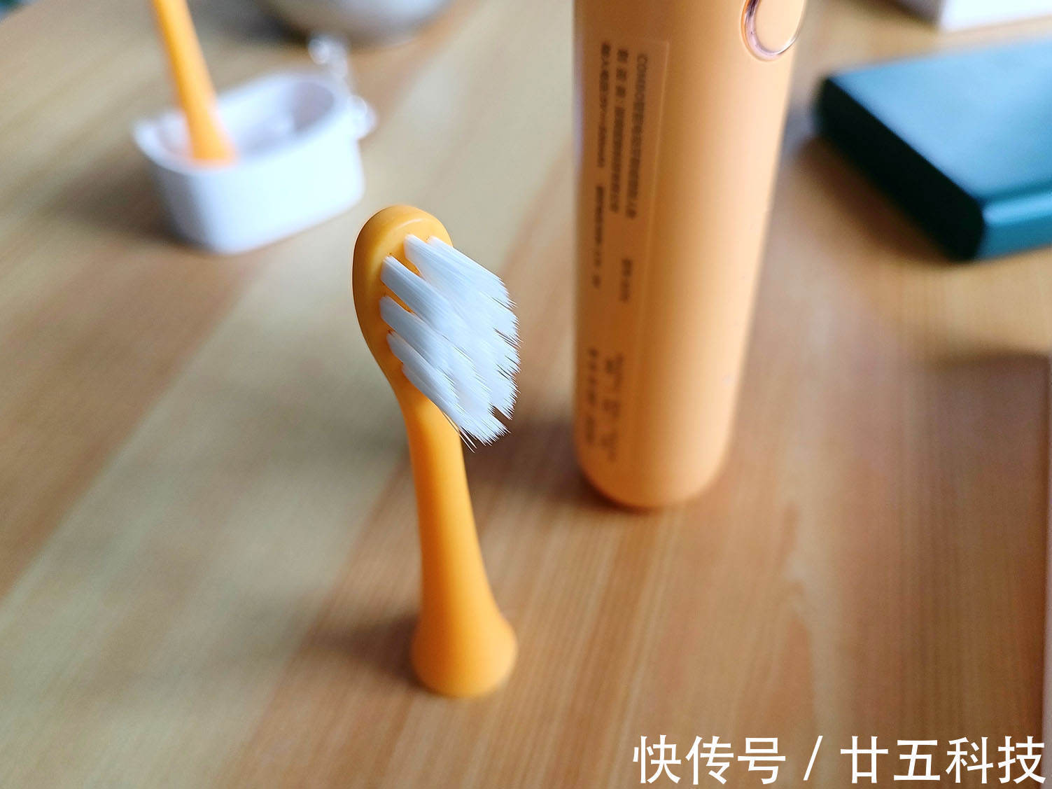 杜邦|孩子哭闹不刷牙？可能是你没选对牙刷，combo儿童电动牙刷推荐