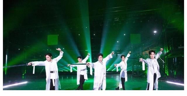 投票|要不是投票环节“偏心”，恐怕陈小春组和赵文卓组会输得更惨吧