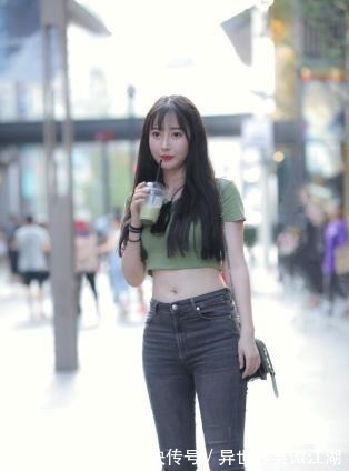 个性|牛仔裤穿搭也需要个性，这样才能秀出自己的专属风格